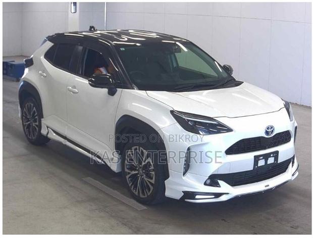 Toyota Yaris Cross 1.5 Hybrid FWD 2021 Pearl