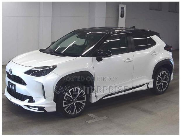 Toyota Yaris Cross 1.5 Hybrid FWD 2021 Pearl