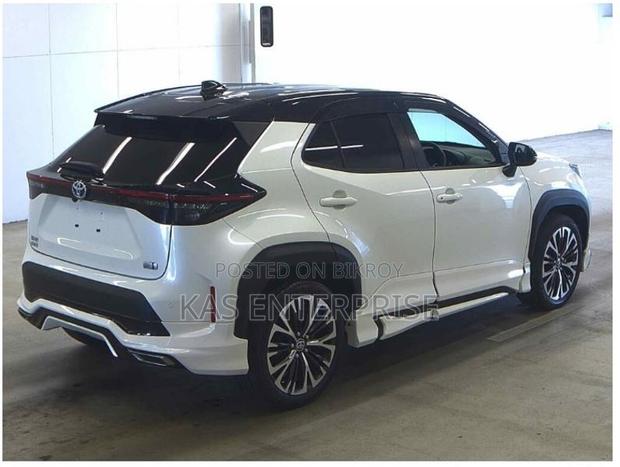 Toyota Yaris Cross 1.5 Hybrid FWD 2021 Pearl