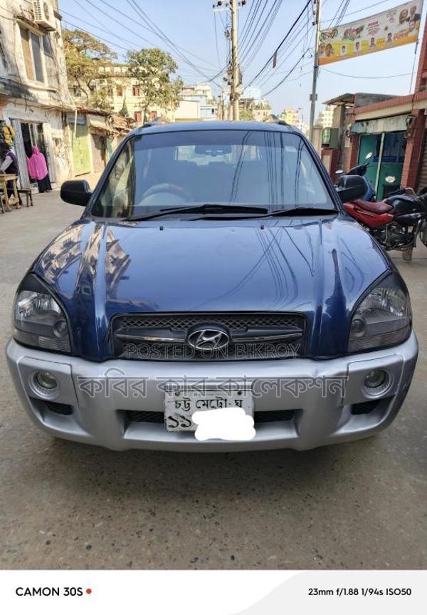 Hyundai Tucson blue 2005