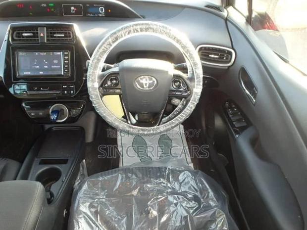 Toyota Prius PHEV S PKG 2019