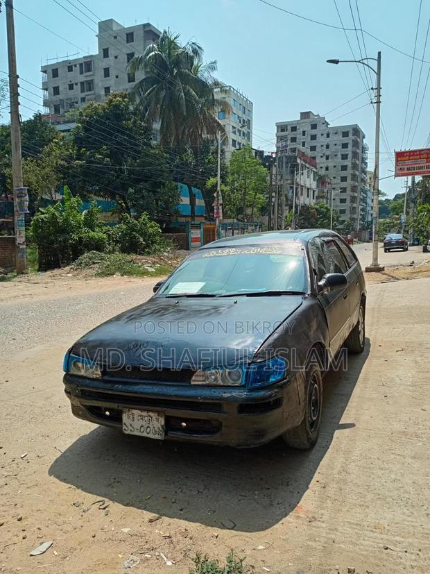 Toyota Corolla ` 1996