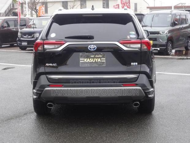 Toyota RAV4 Hybrid G 2021