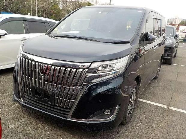Toyota Esquire Petrol Gi Mica Blue 2020