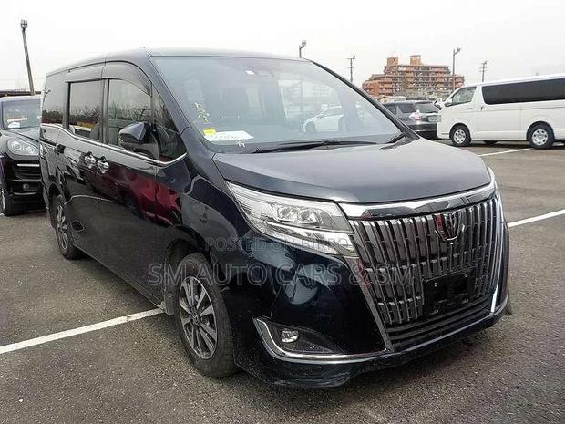 Toyota Esquire Petrol Gi Mica Blue 2020