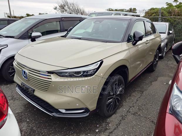 Honda Vezel E:HEV PLAY SUNROOF 2020