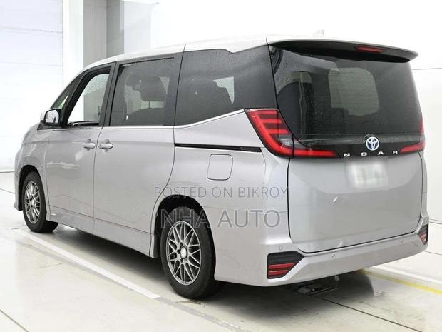 Toyota Noah SZ 360' 2022