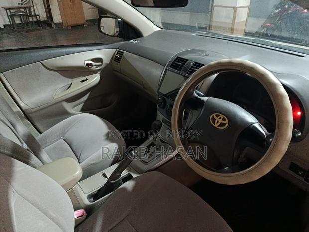 Toyota Axio 2010