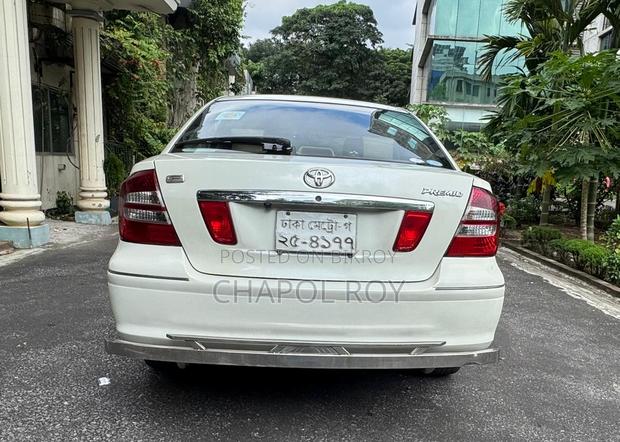 Toyota Premio Pearl 2006