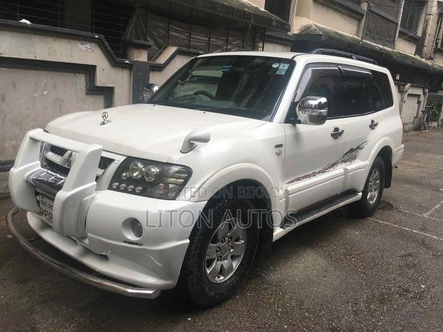 Mitsubishi Pajero v6-Full Fresh 2004