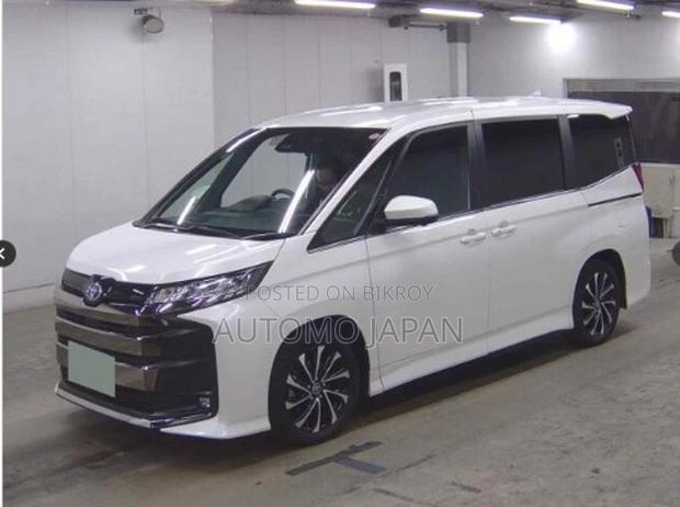 Toyota Noah SZ full load 2023