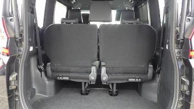 Toyota Noah X HYB 4.5 POINT 2022