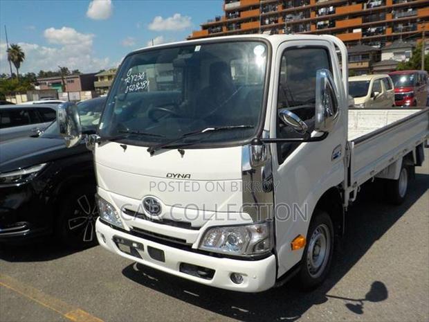 Toyota Dyna 1.5 ton 6 chaka 2023
