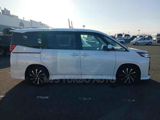Toyota Noah S-Z Leather pkg LED 2022
