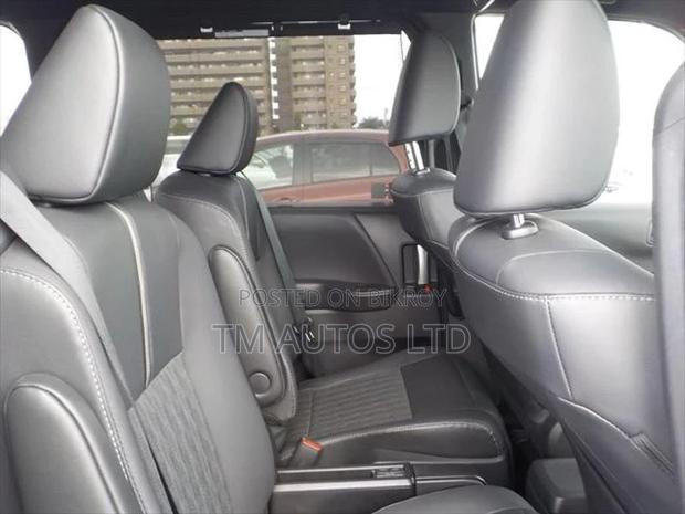 Toyota Noah S-Z PKG 4.5 PEARL 2023