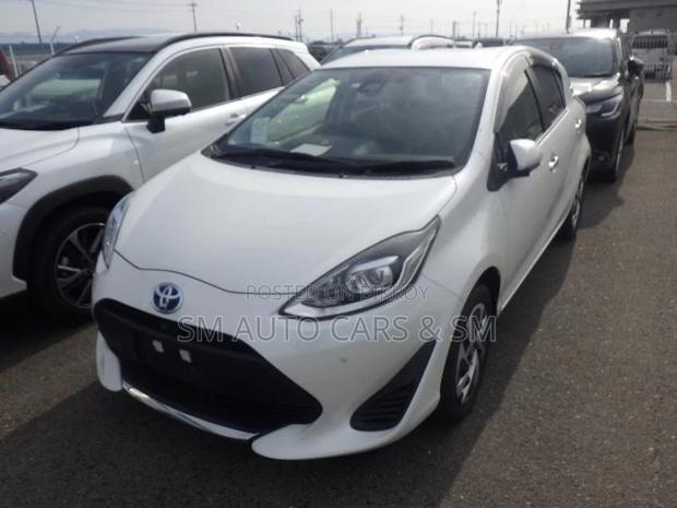 Toyota Aqua S Style Black Pearl 2021