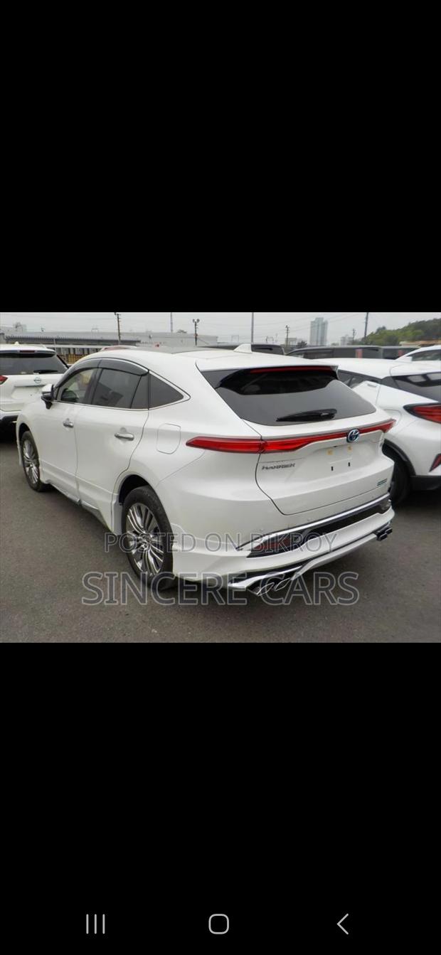 Toyota Harrier z Brown console 2021