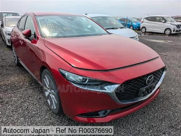 Mazda 3 15S Touring 2019