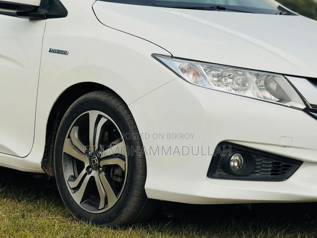 Honda Grace 2014