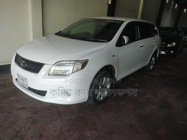 Toyota Fielder white 2010