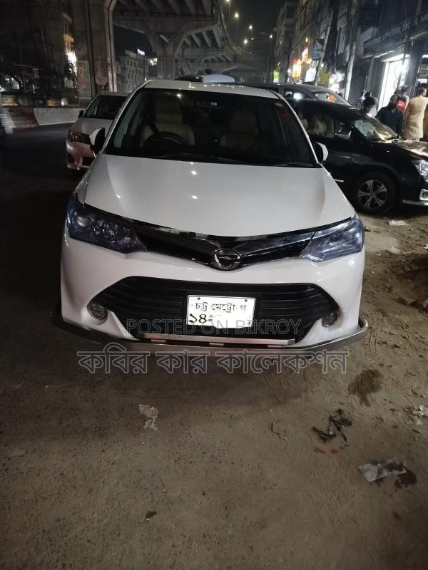 Toyota Axio non hybrid 2017
