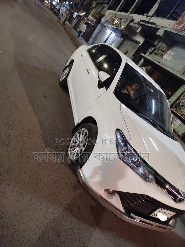 Toyota Axio non hybrid 2017