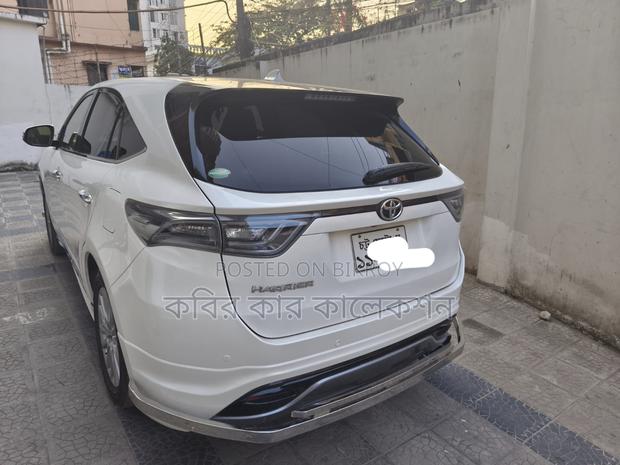 Toyota Harrier advance premium 2014