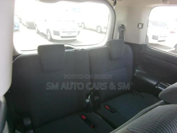 Toyota Noah Non Hybrid X Black 2020