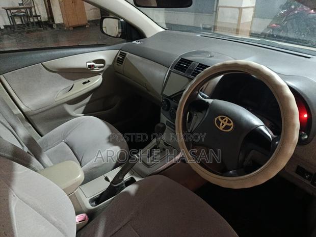 Toyota Axio 2010