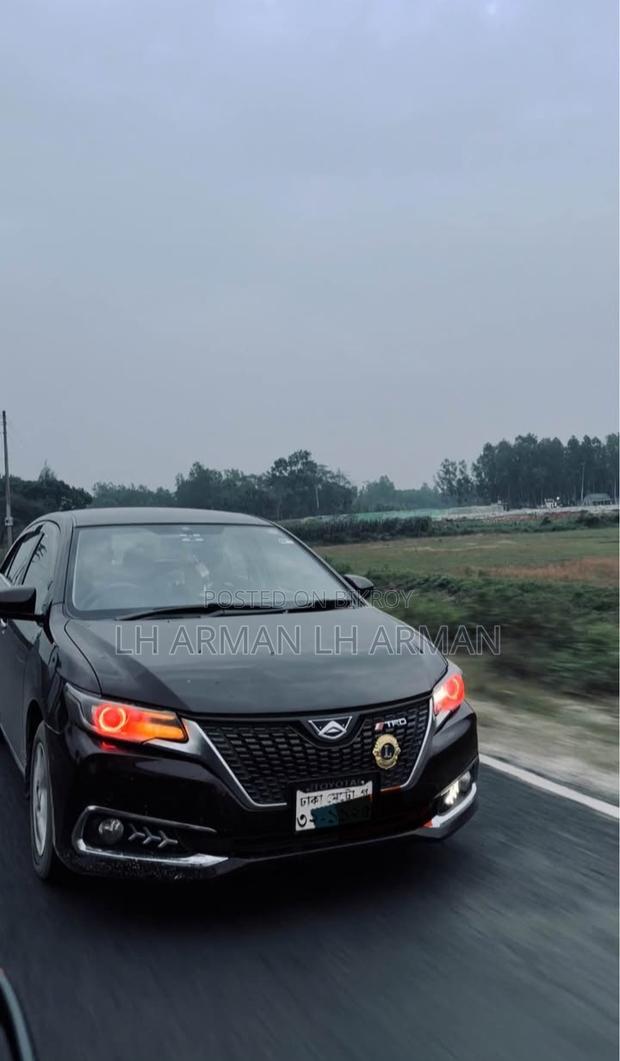 Toyota Allion . 2014