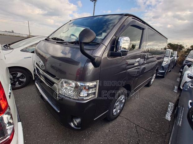 Toyota Hiace Super GL 2021