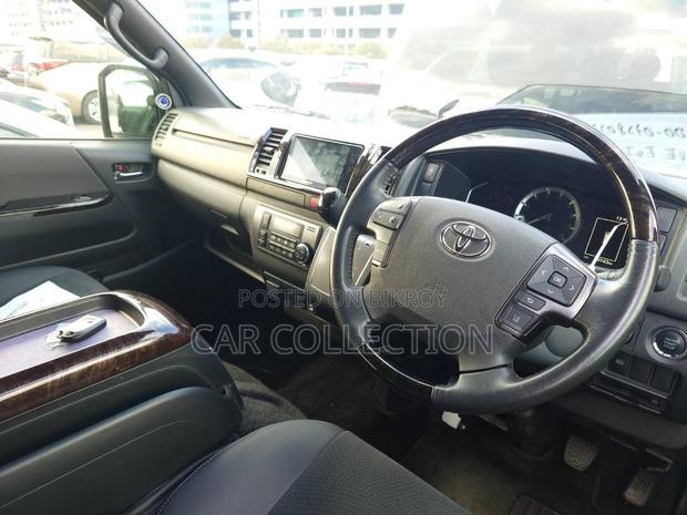 Toyota Hiace Super GL 2021