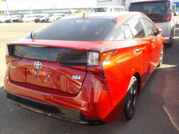 Toyota Prius S touring Selection 2022