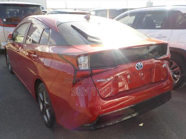 Toyota Prius S touring Selection 2022