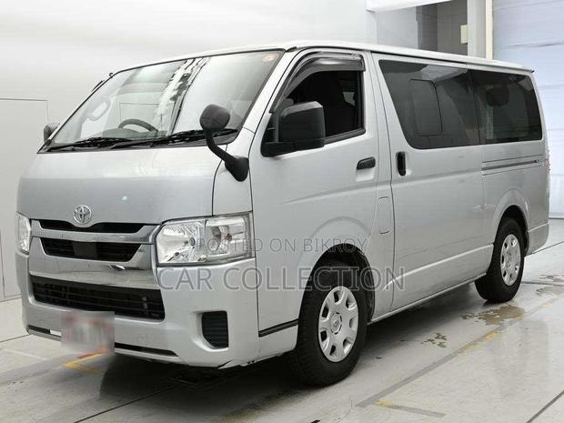 Toyota Hiace GL 2021
