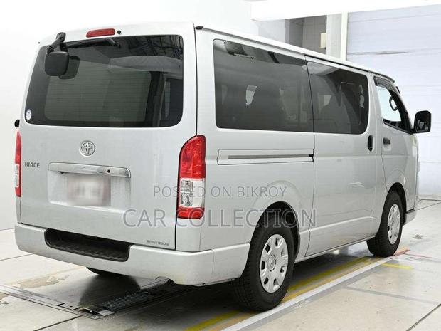 Toyota Hiace GL 2021