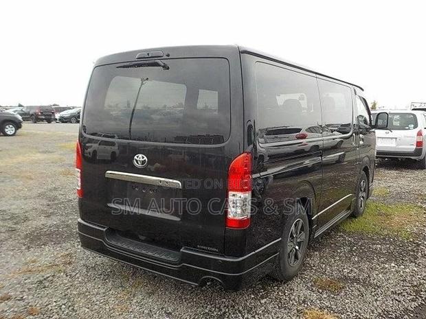 Toyota Hiace Super GL Dark Prime2 2021