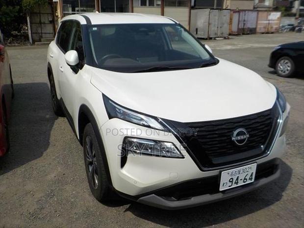 Nissan X-Trail x- e4orce 2023