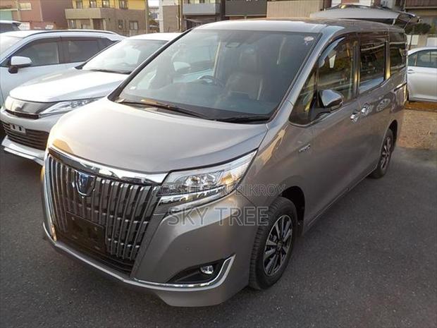 Toyota Esquire GI PREMIUM PKG 2020