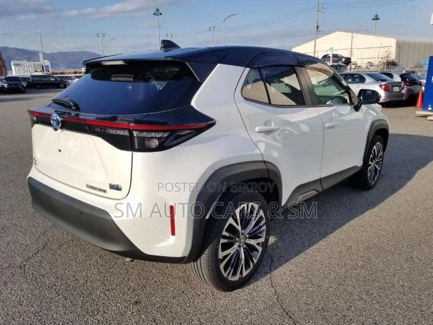 Toyota Yaris Cross Z Pearl/Black 2Tone 2021