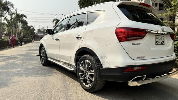 DFSK Glory i-Auto 2021
