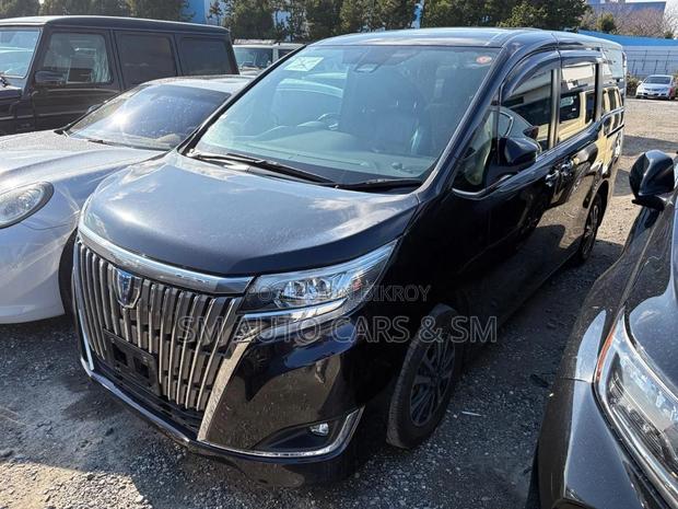 Toyota Esquire Hybrid Gi Black 2021