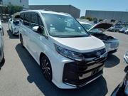 Toyota Noah hybrid 2022 for sale