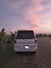 Toyota Noah sun roof 2004 for sale