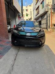 Toyota Harrier non hybrid premium 2020 for sale