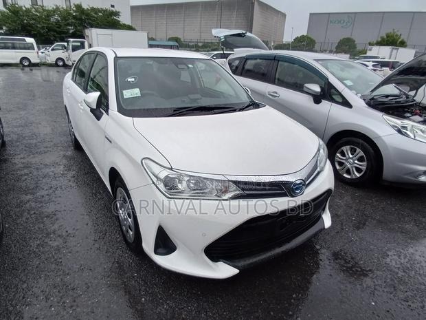 Toyota Axio EX HYBRID WHITE 2020