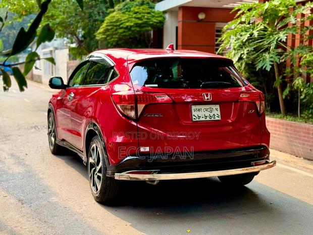 Honda Vezel 2016 Red