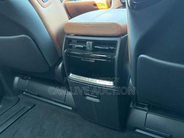 Toyota Vellfire Executive Lounge 2023