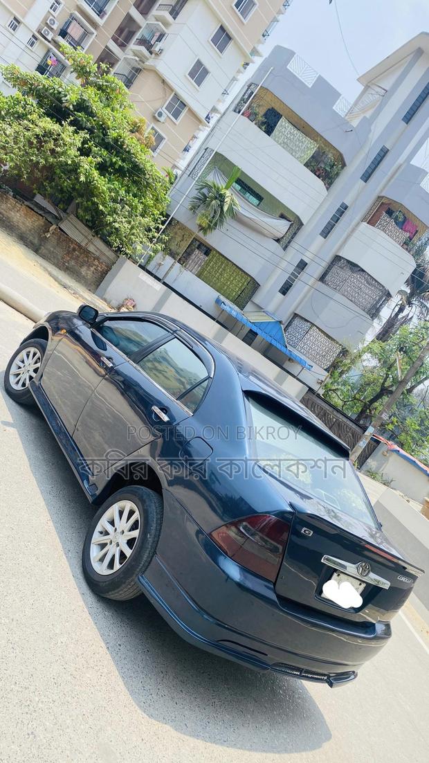 Toyota Corolla G 2000