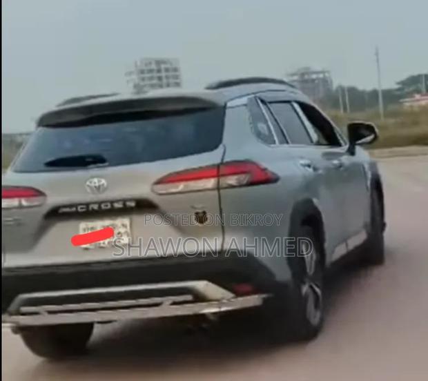 Toyota Corolla 2024 Gray
